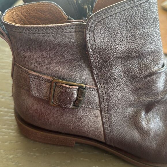 Sofft Brookdale Women's Leather Ankle Boots Moto-Chic Slouchy Side Zipper Size 9 - Picture 12 of 14